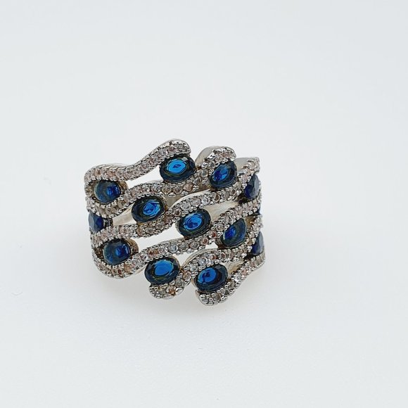 💞  925 Silver Plated Stylish Blue CZ Diamond Ring for Women, FB16FA1104 - Picture 3 of 3